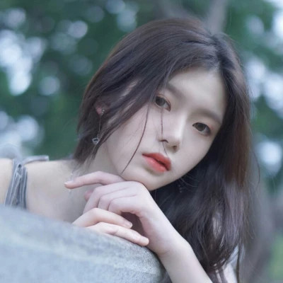 女生的微信头像最火爆2025