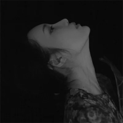 2025抖音最火的黑白头像女