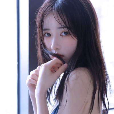 2025最火的伤感女生头像