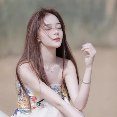 图片2025新图片伤感女生头像