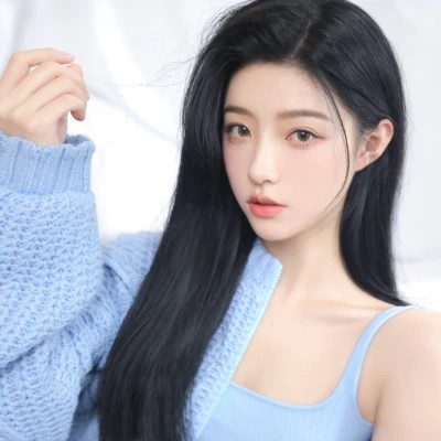 图片2025新图片伤感女生头像