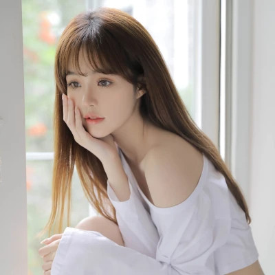 图片2025新图片伤感女生头像