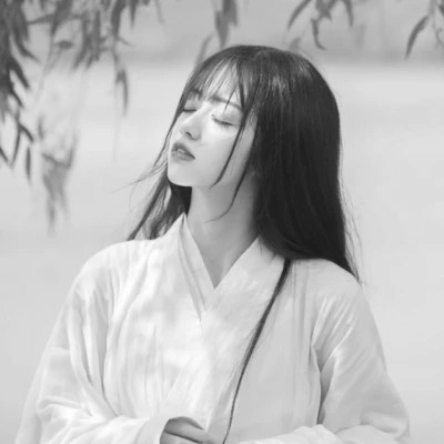 伤感黑白女头
