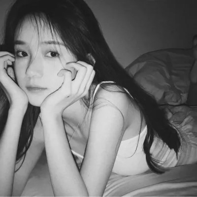 伤感黑白女头