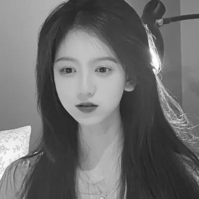 伤感黑白女头