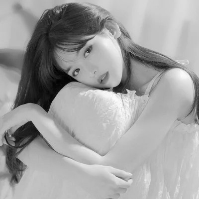伤感黑白女头