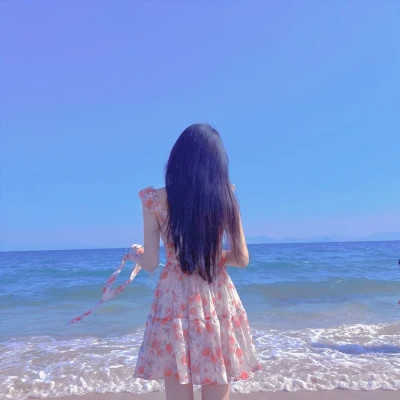 2025头像唯美女生最火图片