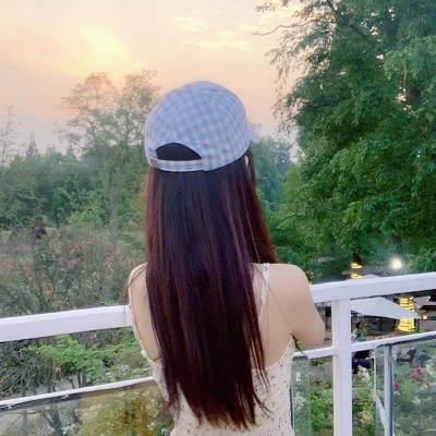 2025头像唯美女生最火图片