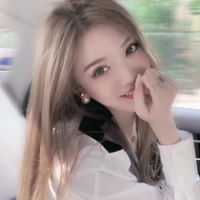 2025头像唯美女生最火图片