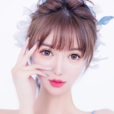 2025头像唯美女生最火图片