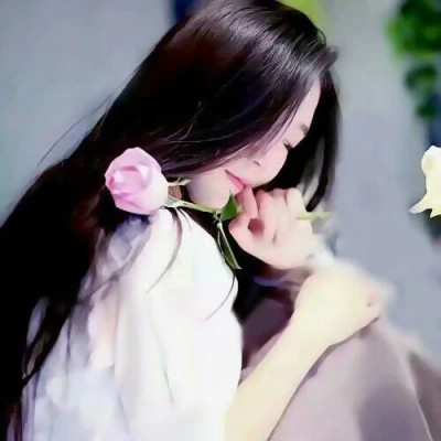 2025头像唯美女生最火图片