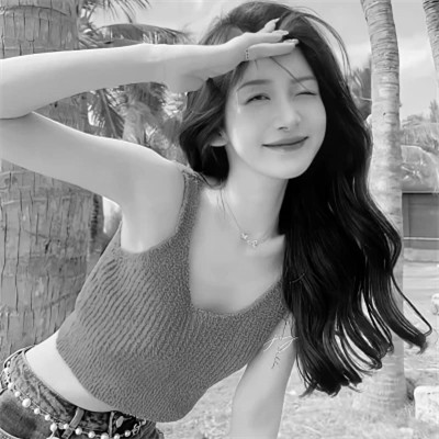 唯美黑白女生头像
