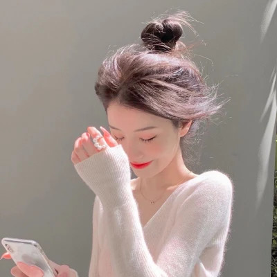 2025高级好看有气质的女生头像