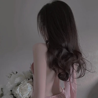 2025年最好看女生的头像图片
