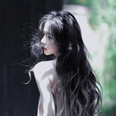 2025年最好看女生的头像图片