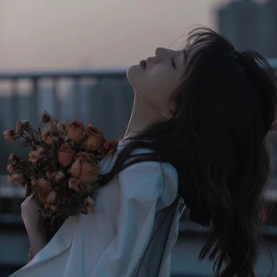 2025年最漂亮的图片头像女生