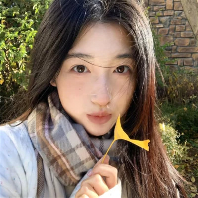 头像女生图片2025新款