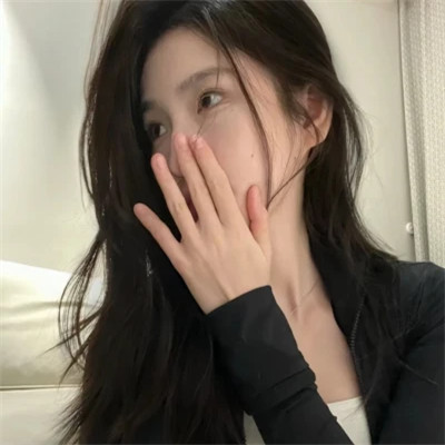 头像女生图片2025新款
