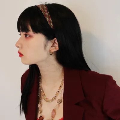 头像女生图片2025新款