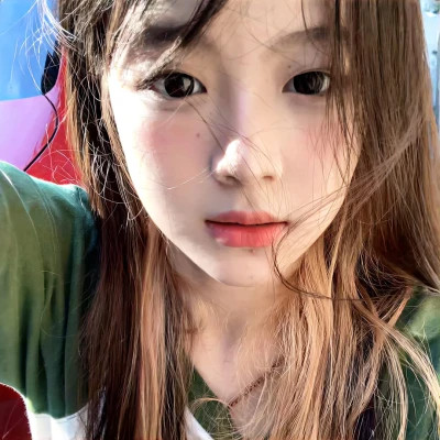 头像女生图片2025新款
