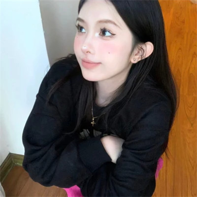 头像女生图片2025新款