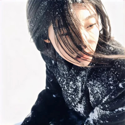 头像女生图片2025新款