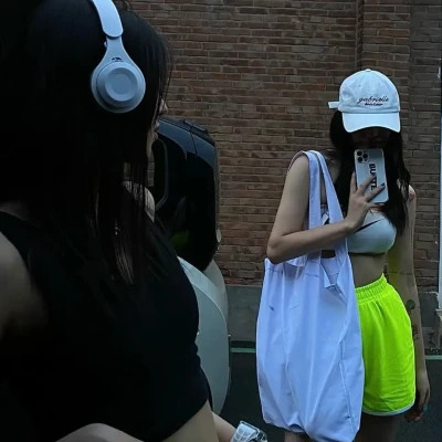 微信2025好看最新闺蜜头像