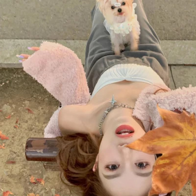 很高质的头像女