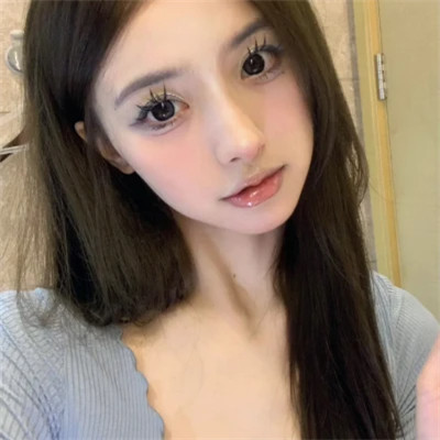 2025最新阳光漂亮大气的女生头像