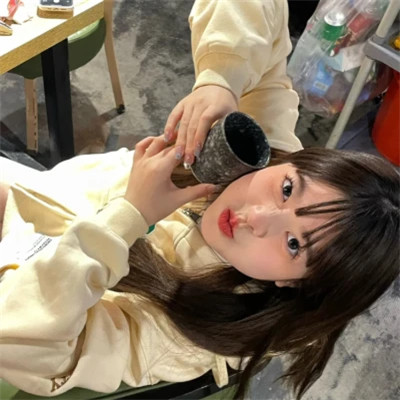 2025最新阳光漂亮大气的女生头像