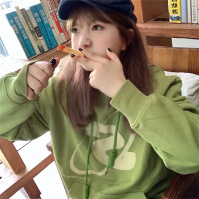 2025很好看的女头很简单