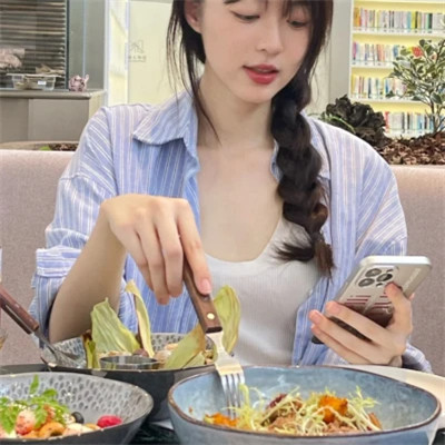 2025很好看的女头很简单
