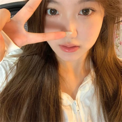 2025很好看的女头很简单