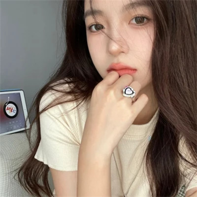2025很好看的女头很简单