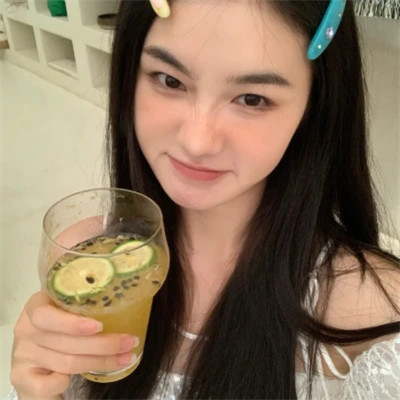 2025很好看的女头很简单