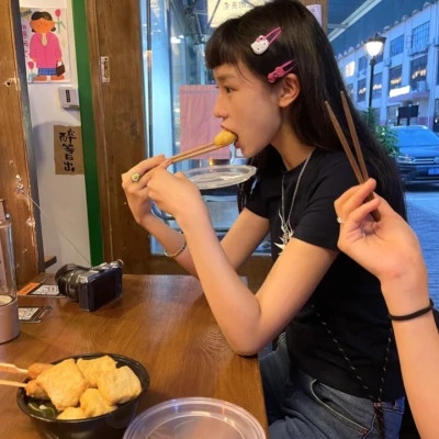 2025青春漂亮女生头像