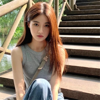 2025年超好看女生头像