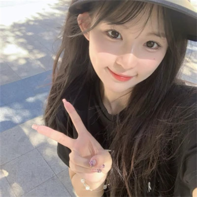 2025年超好看女生头像