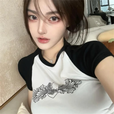 2025年超好看女生头像