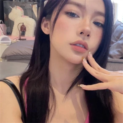 2025年超好看女生头像