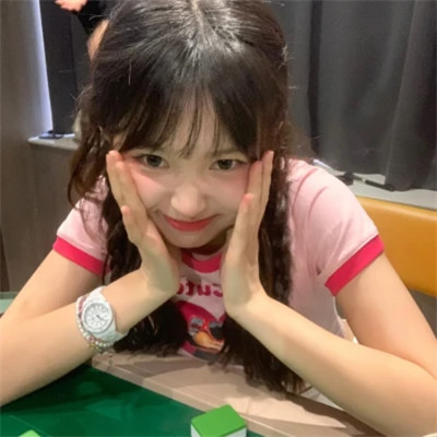 2025年超好看女生头像