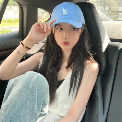 2025年超好看女生头像