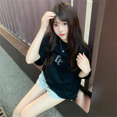 2025年超好看女生头像