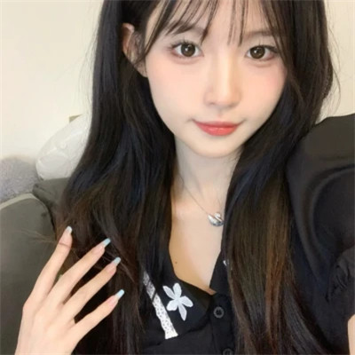 2025年超好看女生头像