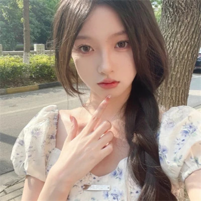 2025年超好看女生头像
