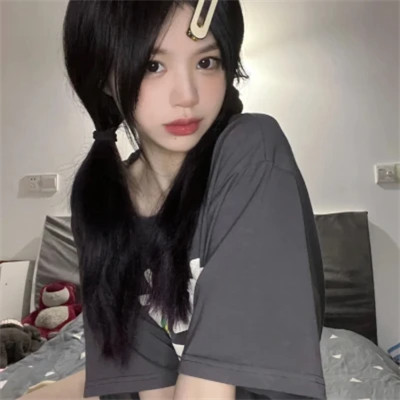 2025年超好看女生头像