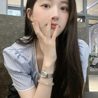 2025最火女生头像个性好看
