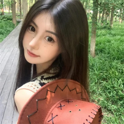 2025最火女生头像个性好看