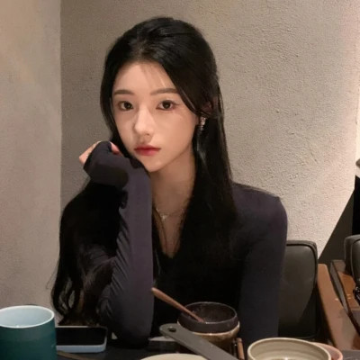 2025最火女生头像个性好看
