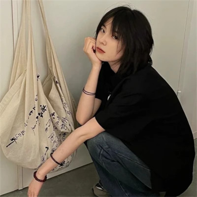 2025最火真人女生头像气质美女